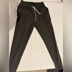 Vuori Dark Green Joggers with White Drawstring